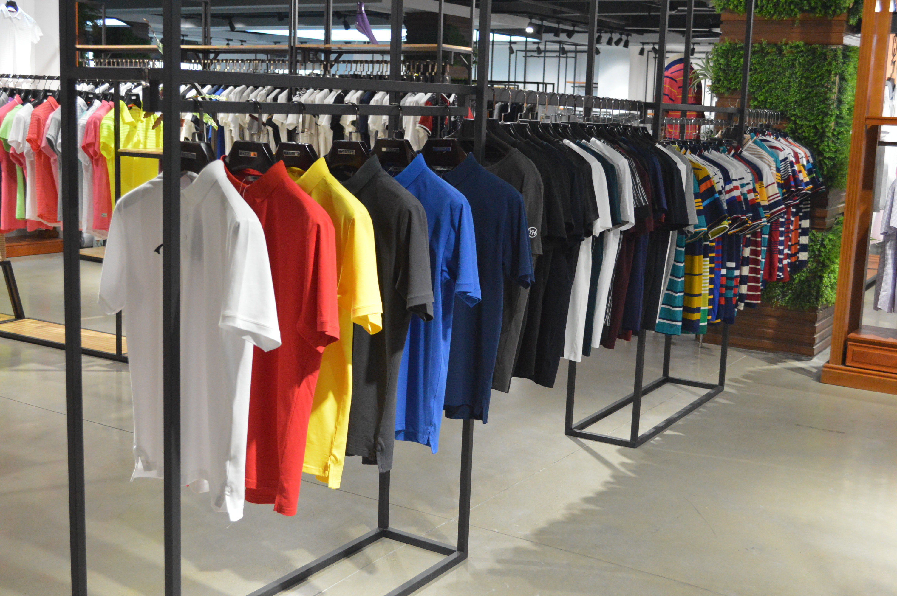 服裝批發(fā)貨源攻略 去哪里進貨及如何尋找可靠渠道